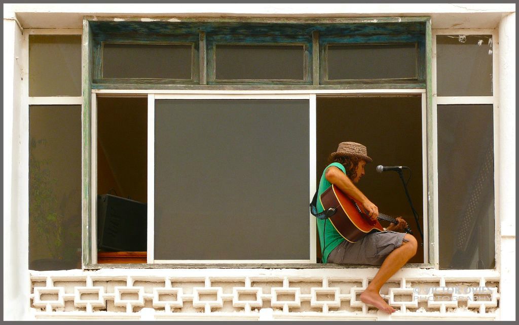 Singing On The Window in Teguise